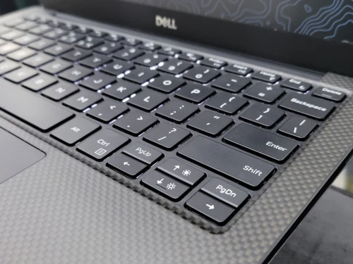 VENDU - DELL XPS 13, i7-1165G7, 16GB, 512GB SSD ( ETAT MOYEN )