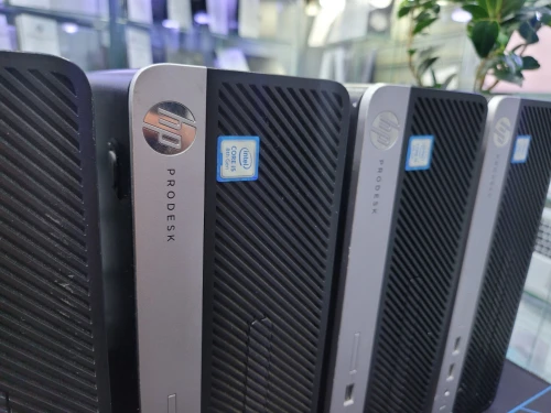 VENDU - HP PRODESK 400 G5 SFF, i5-8500, 4GB, 1TB HDD, UHD630