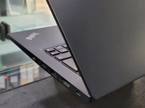 VENDU - LENOVO THINKPAD L13, i5-10310U vPro, 8GB, 256GB SSD