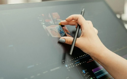 VENDU - Wacom Cintiq 24 Touch (DTH246K0B)