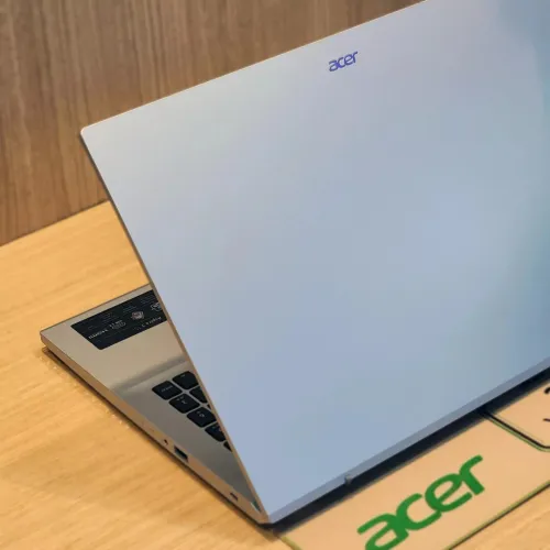 VENDU - Acer Aspire 3 15 A315, AMD Ryzen 7 5700U, 32GB 3200MHz, 1TB SSD nVme, 15.6" FHD