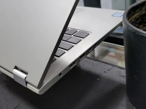 VENDU - LENOVO YOGA 530 2in1, i5-8250U, 8GB, 512GB SSD