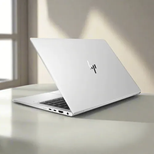 VENDU - HP EliteBook 845 G7 (428N7UC), AMD Ryzen 5 PRO 4650U, 16GB 3200MHz, 256GB SSD, Radeon 