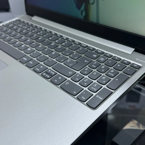 VENDU - LENOVO IDEAPAD 330s, i3-7020U, 8GB, 512GB SSD