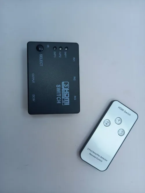 HDMI Switch 4K 3 & 5 Entrées Avec 5V