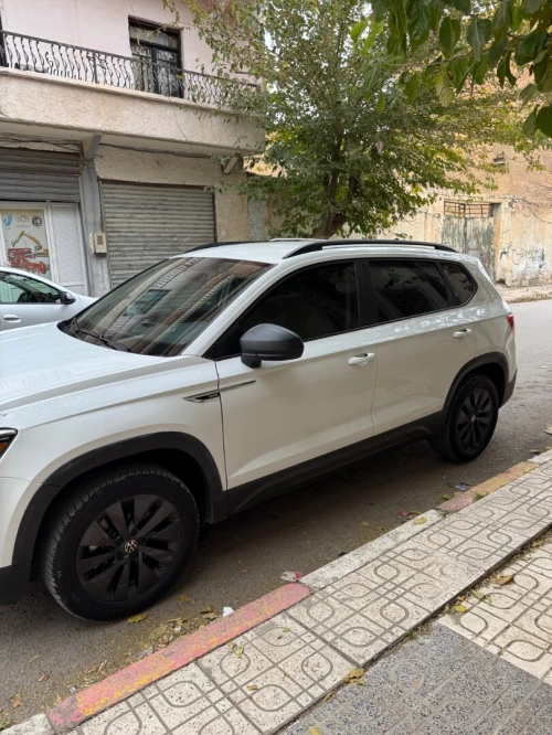 Volkswagen Taos 2024 S