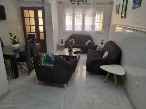 Location Appartement F4 Mostaganem Mostaganem