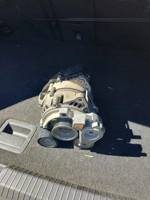 Alternateur hybride golf8 Audi3  