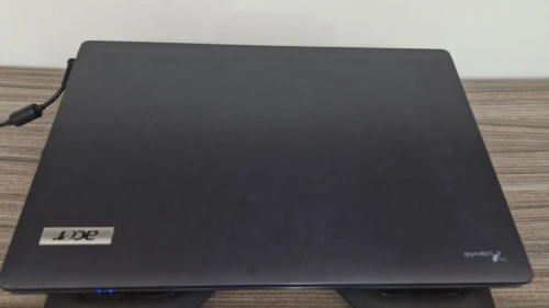 PC ACER travel mate 5735