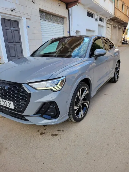 Audi Q3 2023 S Line quattro