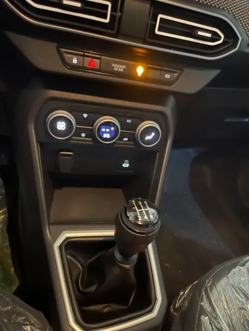Dacia Logane 2025 Tce