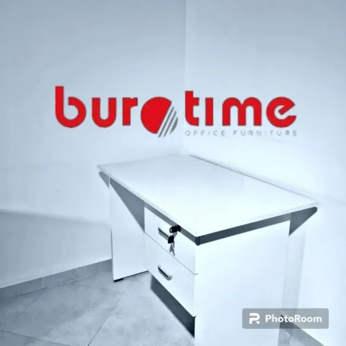 Bureau pour Enfants / Kit table avec chaise pour les colliers  