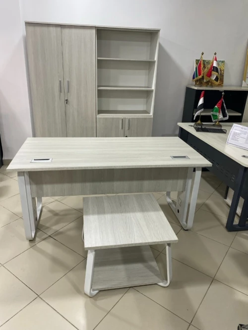 BUREAU OPÉRATEUR GRIS CLAIR
