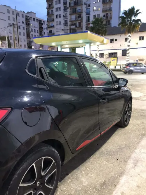 Renault Clio 4 2013 Limited toit panoramique