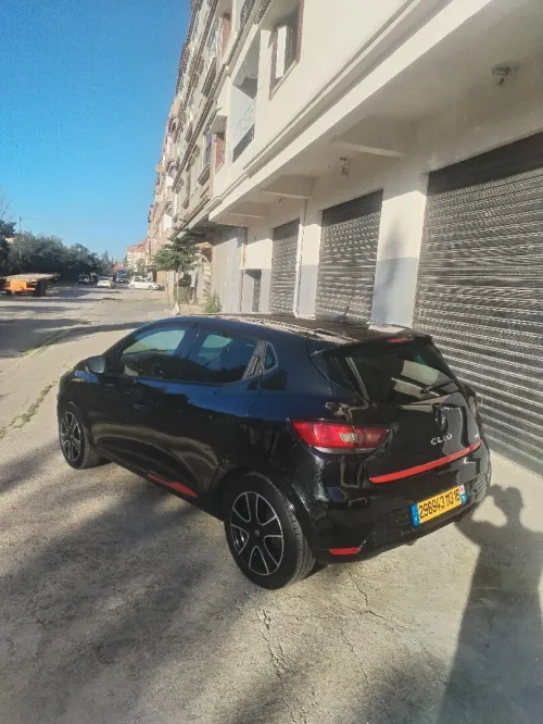 Renault Clio 4 2013 Limited toit panoramique