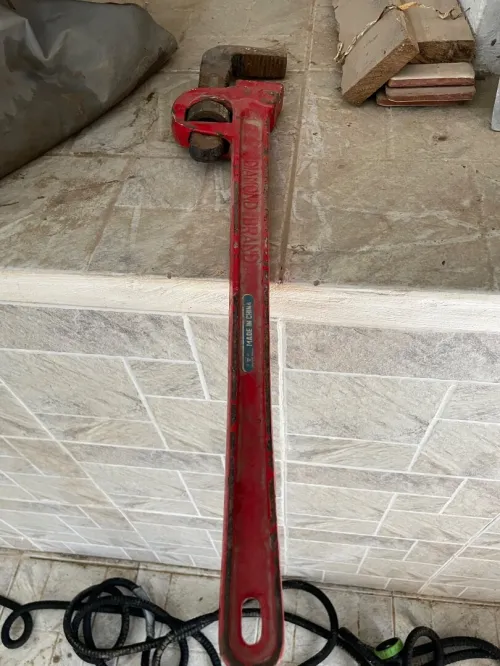 Outillage carrelage et plomberie
