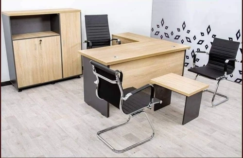 ENSOMBLE DE BUREAU AVEC ROUTEUR CAISSON+ BAHUT + TABLE BASSE + CHAUFFEUSE ET CHAISE OPÉRATEUR 