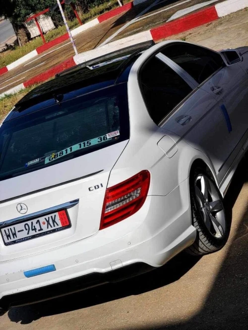 Mercedes Classe C 2015 250 AVANTGARDE Designo