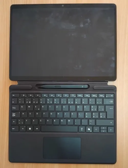 Microsoft surface pro 11 AI Copilot +