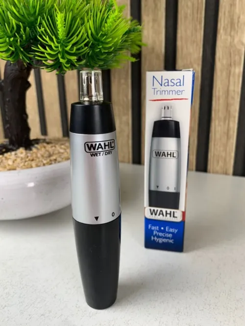 Tondeuse WAHL pour Poils du Nez  Modèle Portable Homme