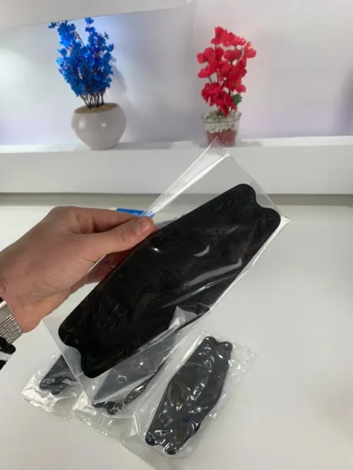 Lot de 20Pcs Bavettes 3D FFP2 à Quatre couches - علبة كمامات سوداء عالية الجودة