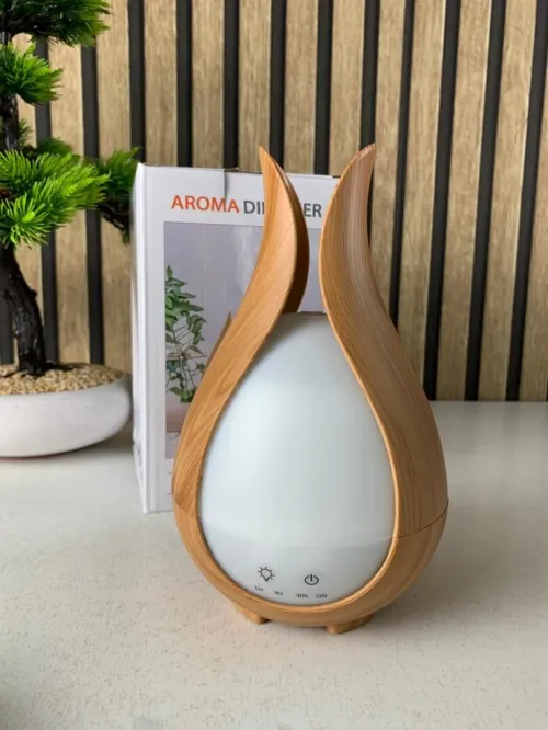 Humidificateur 200ml à Grain de Bois avec 7 Lumières de Couleur