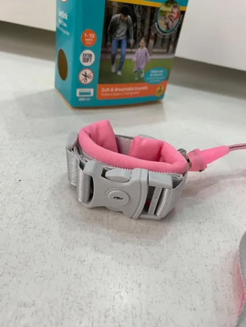Bracelet de Sécurité Enfant avec Câble Rotatif 2m et Serrure de Verrouillage