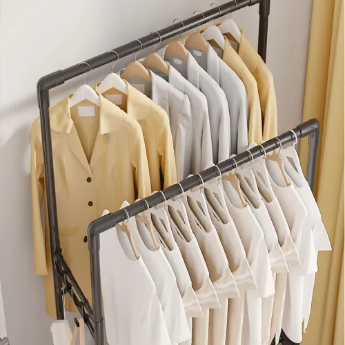Perchero Organisateur à 4 Niveaux avec Roues pour Vêtements et Chaussures 