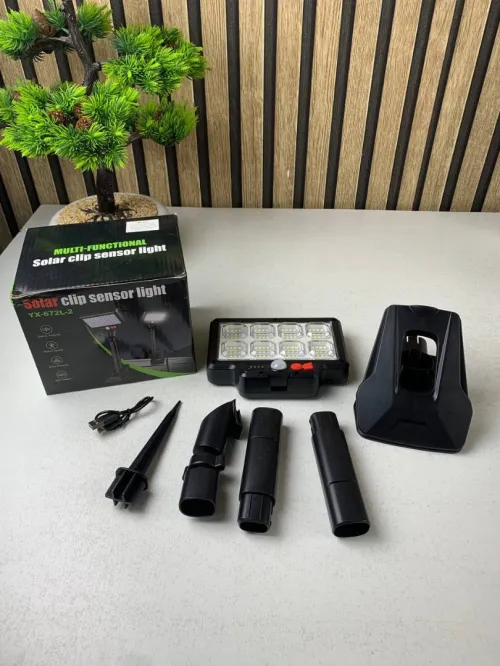 Lampe Solaire LED avec Clip  Capteur de Mouvement YX-672L-1