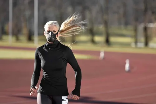 Phantôme Athletics Training Mask  Breathing resistance training for better performance in sports