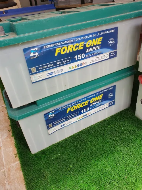 Batteries pour voitures et camions 24/7