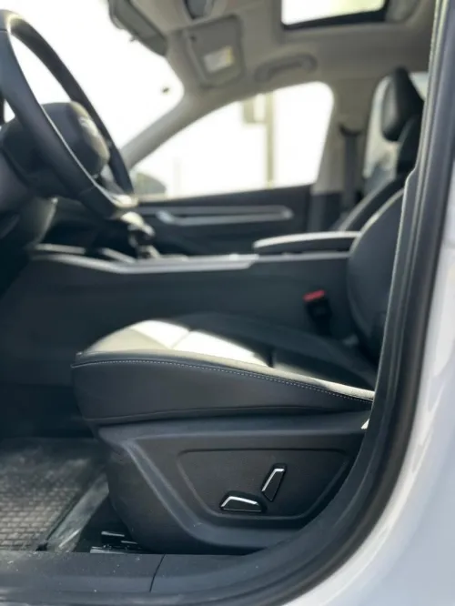 Geely Emgrand 2026 Flagship