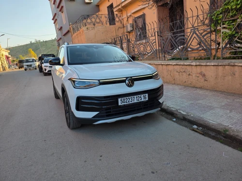 Volkswagen Tahru 2025 