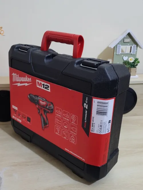 Milwaukee M12 BDD-201B Perceuse-visseuse sans fil Li-ion 12V + batterie + chargeur + mallette