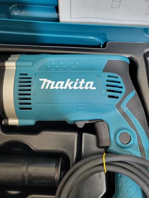 PERCEUSE PERCUSSION VISSEUSE A CHOCS HP1631J 170Watt MAKITA AVEC MALLETTE