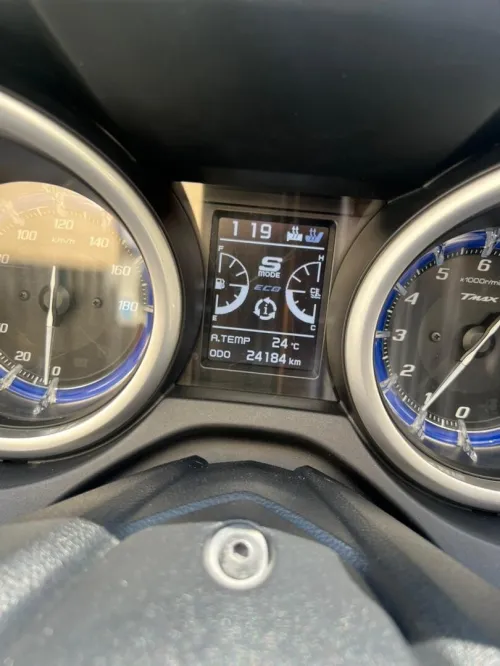 Yamaha T max dx 2020