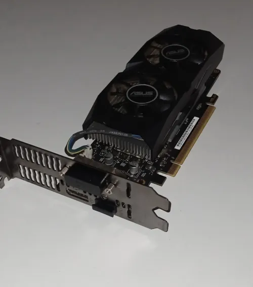 GeForce GTX 1650 Asus