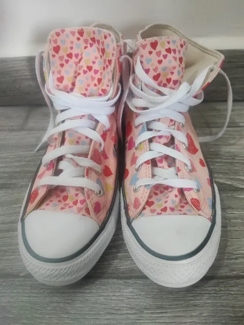 Basket converse neuf jamais utilisé 