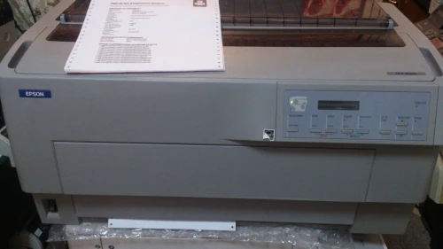 Disponible 2 imprimante matriciel DFX9000
