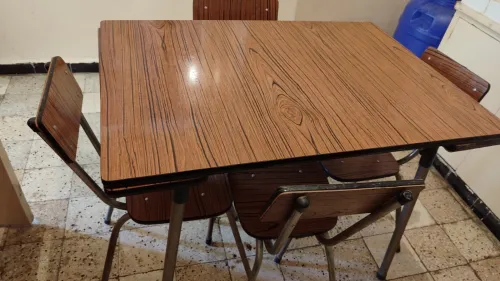 Table avec Chaises formica