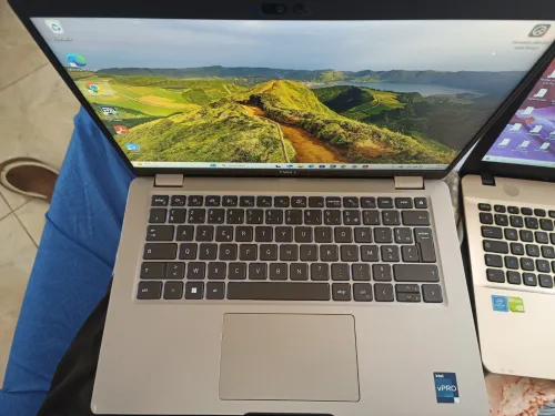 Dell Lattitute 5440 intel VPRO I5 13 ème Génération Ram 16 Go - 512 SSD écran 15" en FHD