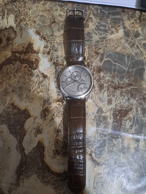 Montres originaux pour hommes