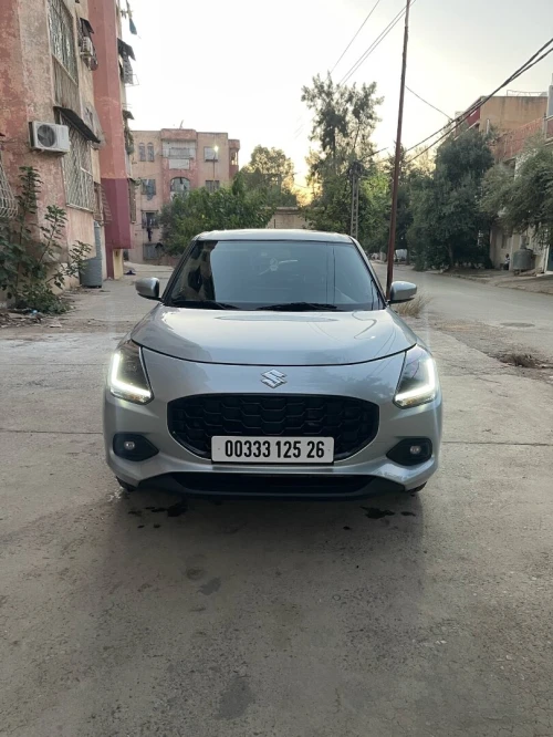 Suzuki Swift 2025 Glx