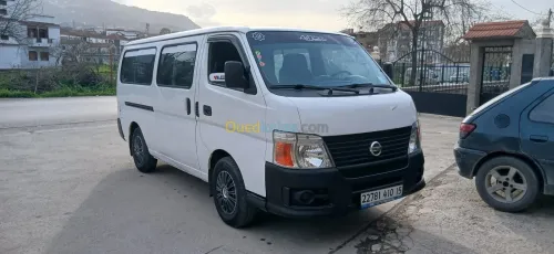 Nissan Urvan 2010