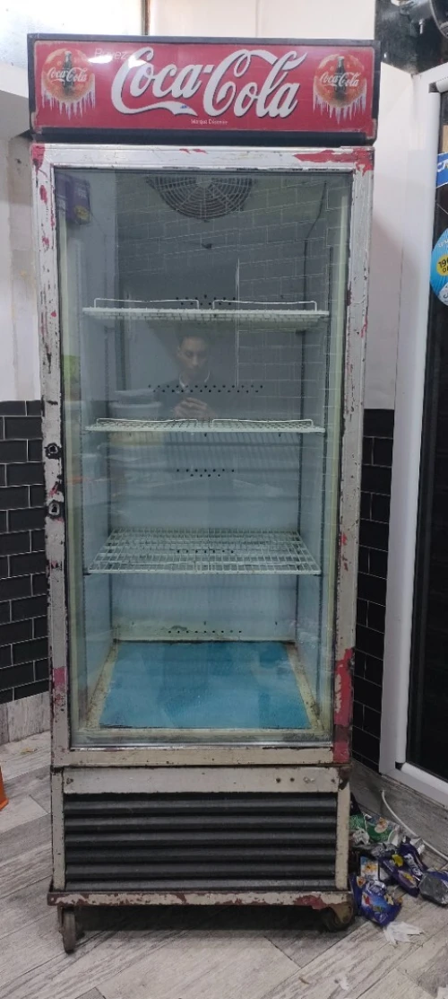 Frigo présentoir