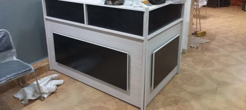 À VENDRE : Comptoir d'Accueil Professionnel en L (Bois)