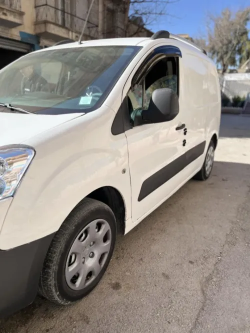 Peugeot Partner 2011 
