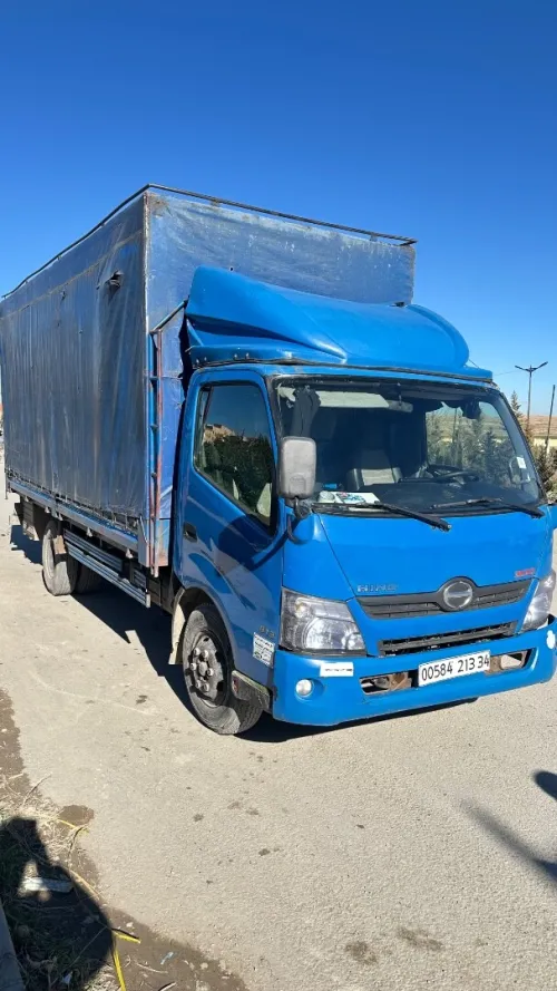 Hino 300 