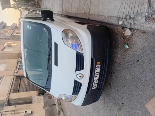 Renault Terafik 2013