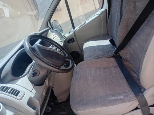 Renault Terafik 2013